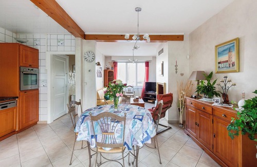 Gravelines House | Homerez - Charming house in Gravelines with garden and bikes available