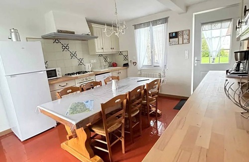 Tocqueville-sur-Eu House | Homerez - Charming House in Petit-Caux with Garden