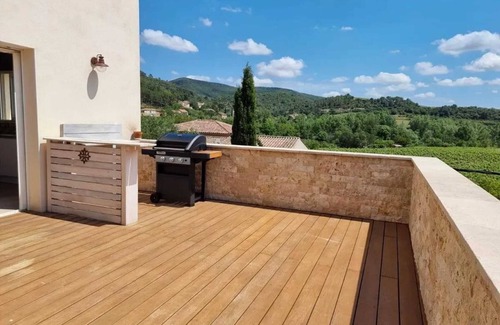 Roquebrun House | Homerez - Charming House in Roquebrun with Lake View 100 m²