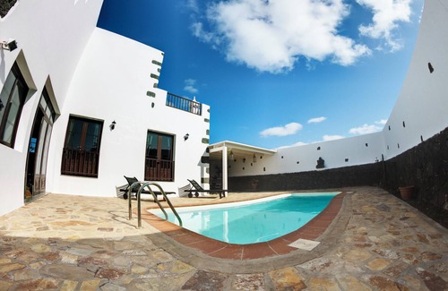 Tajaste House | Homerez - Charming House in Tinajo with Private Pool