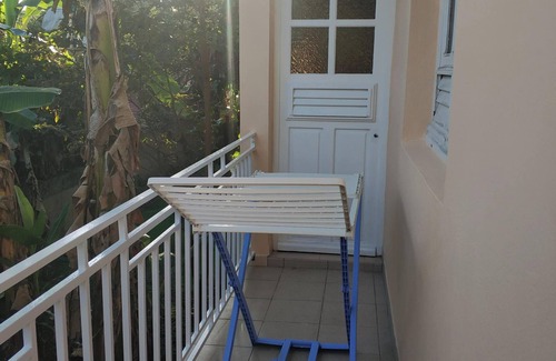 Le Lamentin Apartment | Homerez - Charming Lamentin Apartment with Terrace and Garden