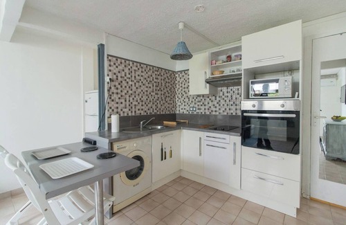 Le Robert Apartment | Homerez - Cosy flat in Le Robert with shared pool