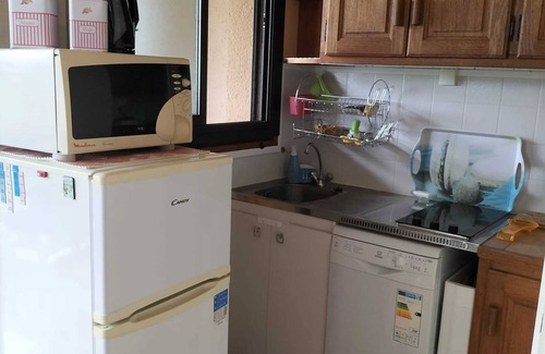 Barbotan-les-Thermes Apartment | Homerez - Cosy Studio with Terrace and BBQ in Cazaubon – 28 m²