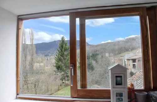 Puivert House | Homerez - Countryside house with mountain view in Puivert.