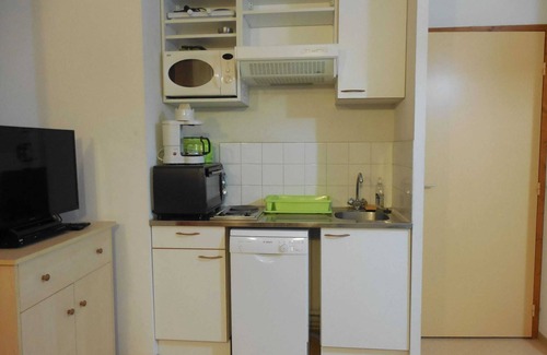 Ignaux Apartment | Homerez - Cozy apartment in Ignaux