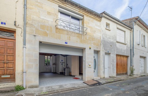 Libourne House | Homerez - Cozy House in Libourne with Garden