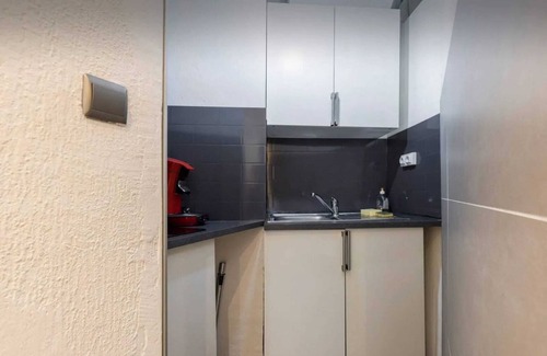 Centre Ville-Gare Apartment | Homerez - Cozy Studio in Nice - 19 m² with City View