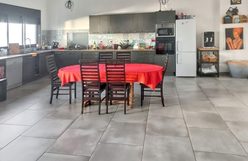 La Possession Villa | Homerez - Family-friendly Villa in La Possession with Private Pool