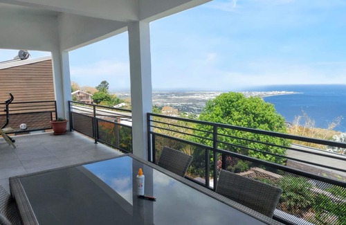 La Possession Villa | Homerez - Family-friendly Villa in La Possession with Private Pool