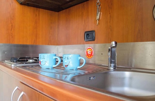 Reggio Calabria Apartment | Homerez - Flat in Reggio Calabria, near the centre