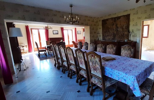 Cricqueville-en-Bessin Villa | Homerez - Amazing villa 3 km away from the beach for 14 ppl. with swimming-pool