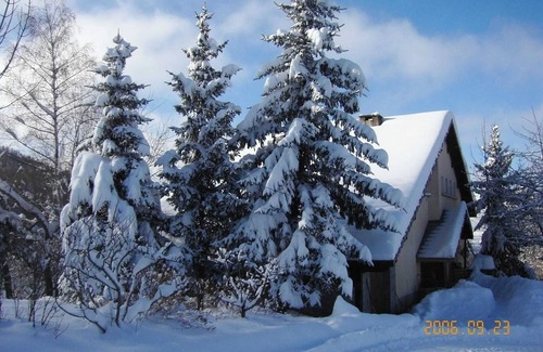 Saint-Leger-les-Melezes House | Homerez - House in Saint-Léger-les-Mélèzes
