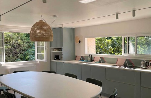 Saint-Sulpice-de-Royan Villa | Homerez - Villa in Saint-Sulpice-de-Royan
