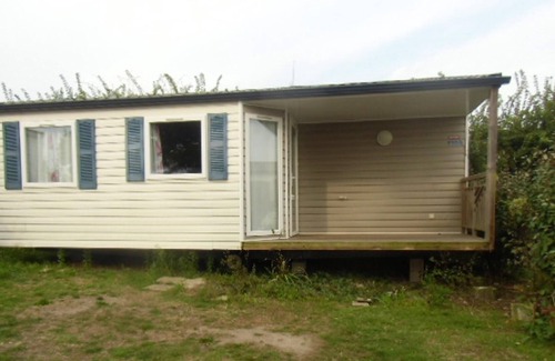 Banes House | Homerez - Great bungalow for 4 people. with pool access in Argences-en-Aubrac