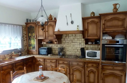 Hillion House | Homerez - Great house 4 km from the beach for 8 pers. with garden in Hillion