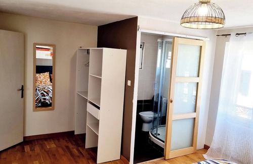 Saint-Michel-sur-Orge House | Homerez - House in Saint-Michel-sur-Orge