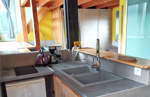 Saint-Sauveur-en-Rue House | Homerez - House in Saint-Sauveur-en-Rue
