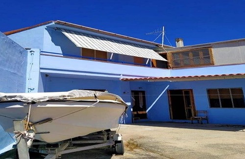San Giovanni Suergiu House | Homerez - House 1 km away from the beach for 6 ppl. with garden at Is Cordeddas