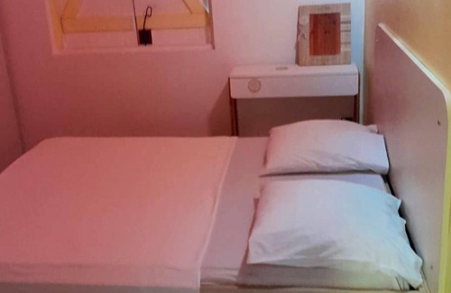 Ducos House | Homerez - House 10 km away from the beach for 4 ppl. with garden at Ducos