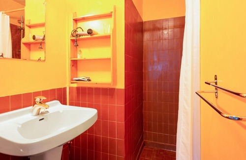 Guillestre House | Homerez - House 12 km away from the slopes for 4 ppl. with terrace at Guillestre