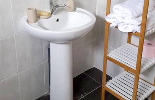 Macouria House | Homerez - House 15 km away from the beach for 4 ppl. with garden at Macouria