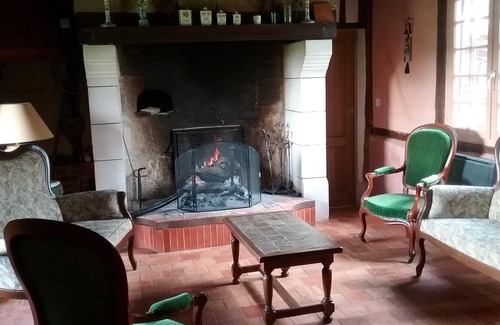 Clarbec House | Homerez - House 18 km away from the beach for 8 ppl. with garden at Clarbec