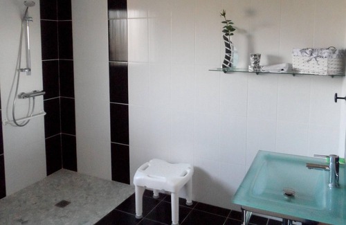 Plougrescant House | Homerez - House 400 m away from the beach for 8 ppl. with garden at Plougrescant