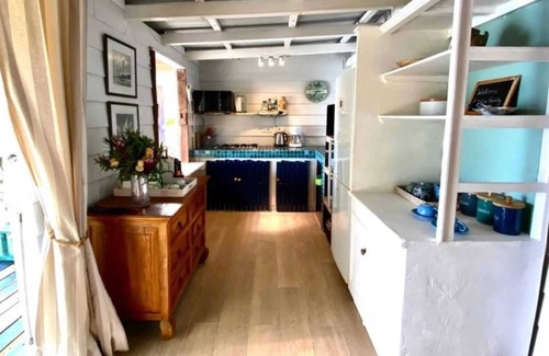 La Mivoie House | Homerez - House at Ilot Fortier
