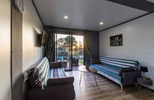 Homps House | Homerez - House for 6 ppl. with shared pool, garden and terrace at Homps