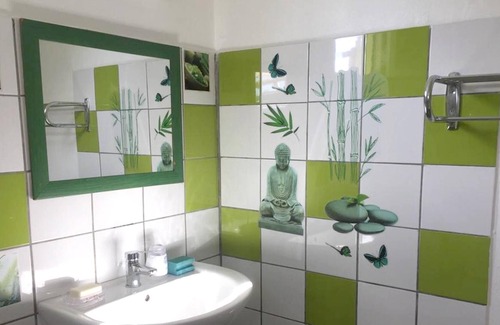 Sainte-Marie House | Homerez - House for 2 ppl. with sea view, terrace and balcony at Sainte Marie