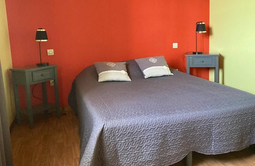 Beauvoir-sur-Mer House | Homerez - House 4 km away from the beach for 6 ppl. at Beauvoir-sur-Mer