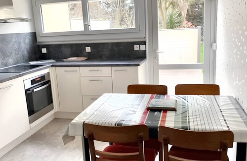 Saint-Pol-de-Leon House | Homerez - House in Saint-Pol-de-Léon