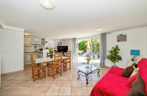 Arles-sur-Tech Apartment | Homerez - House in Arles sur Tech