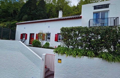 Furnas House | Homerez - House in Furnas with fireplace