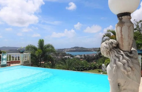 Tartane House | Homerez - House in La Trinité, sea view