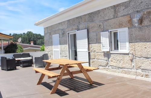 Vila Nova de Famalicao House | Homerez - House in Requião with pool