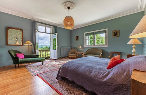 Hotot-en-Auge Other | Homerez - Manor in Hotot-en-Auge