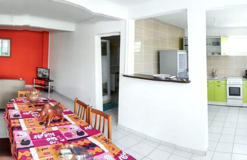Ducos Apartment | Homerez - Modern apartment in Ducos