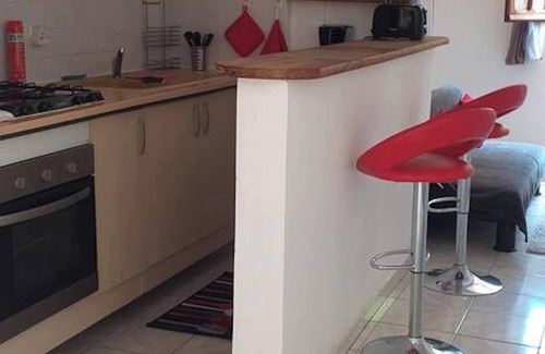 Le Robert Apartment | Homerez - Modern apt. Le Robert