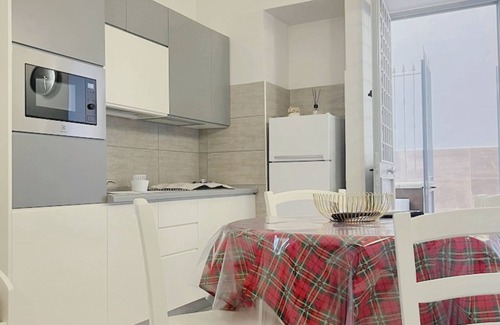 Barra Apartment | Homerez - Naples apartment, garden.