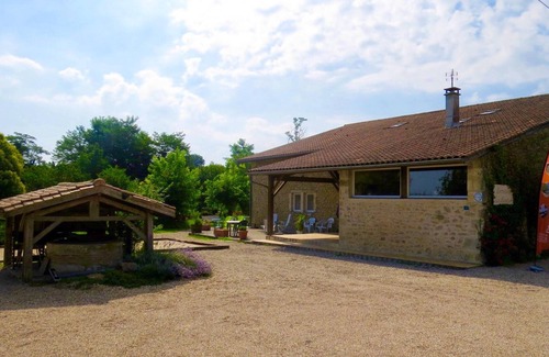 Blaignac Apartment | Homerez - Nice appartement for 6 ppl. with shared pool and terrace at Blaignac