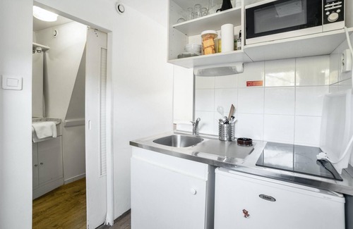 5th Arrondissement Apartment | Homerez - Nice appartement for 2 ppl. with terrace at Lyon