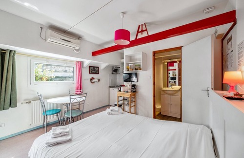 5th Arrondissement Apartment | Homerez - Nice appartement for 2 ppl. with terrace at Lyon