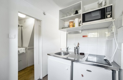 5th Arrondissement Apartment | Homerez - Nice appartement for 2 ppl. with terrace at Lyon