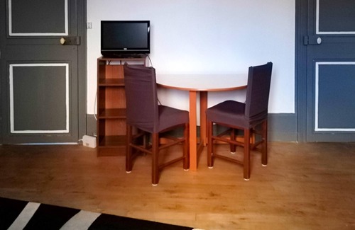 Sens Apartment | Homerez - Nice appartement for 2 ppl. at Sens