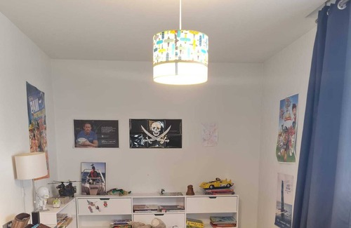Chatou Apartment | Homerez - Nice appartement for 5 ppl. with garden and balcony at Chatou