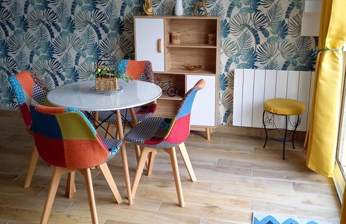 Embreville House | Homerez - Nice house for 4 ppl. with terrace at Embreville
