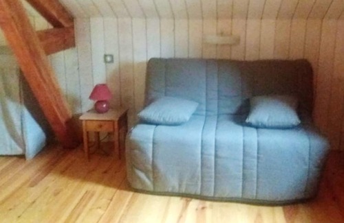 Gembrie House | Homerez - Nice house for 6 ppl. with shared pool, garden and terrace at Gembrie