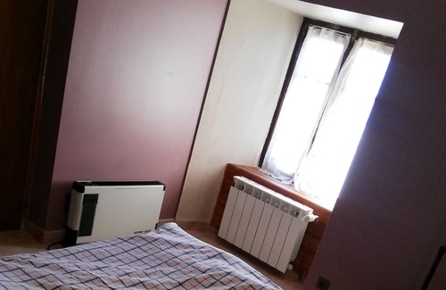 Veyreau House | Homerez - Nice house for 2 ppl. with balcony at Veyreau