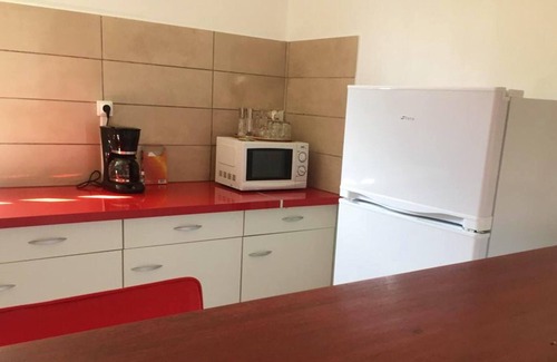Sainte-Marie House | Homerez - Nice house for 2 ppl. with sea view and balcony at Sainte Marie